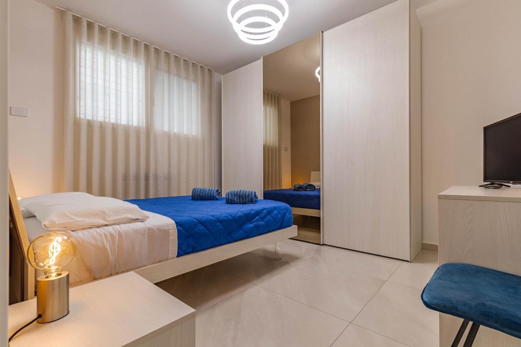 Appartement Elilux - Zona Policlinico, Garage E Posto Auto *